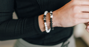 How a Black and White Bead Bracelet Can Effortlessly Elevate Your Look with Minimalist Charm