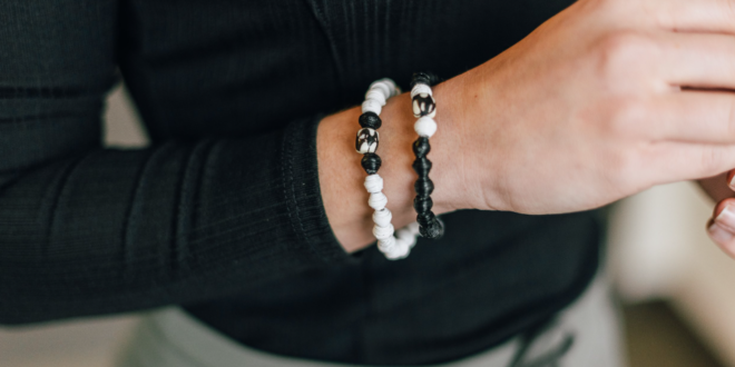 How a Black and White Bead Bracelet Can Effortlessly Elevate Your Look with Minimalist Charm